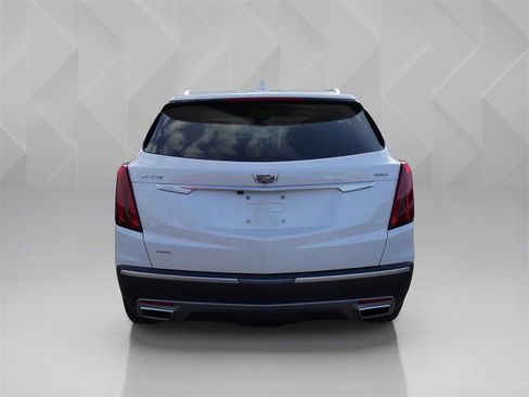 Certified 2024 Cadillac XT5 Premium Luxury w/ LPO, Floor Liner Package image 4