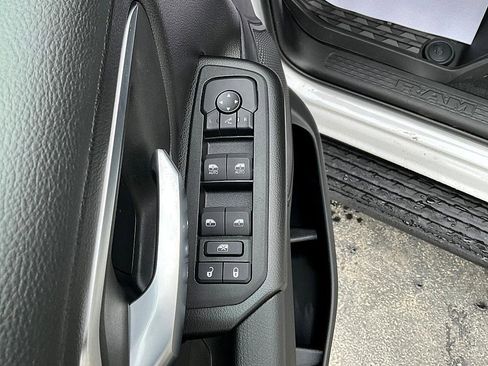 New 2026 RAM 1500 4x4 Crew Cab image 14