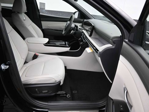 New 2026 Hyundai Tucson Limited image 11