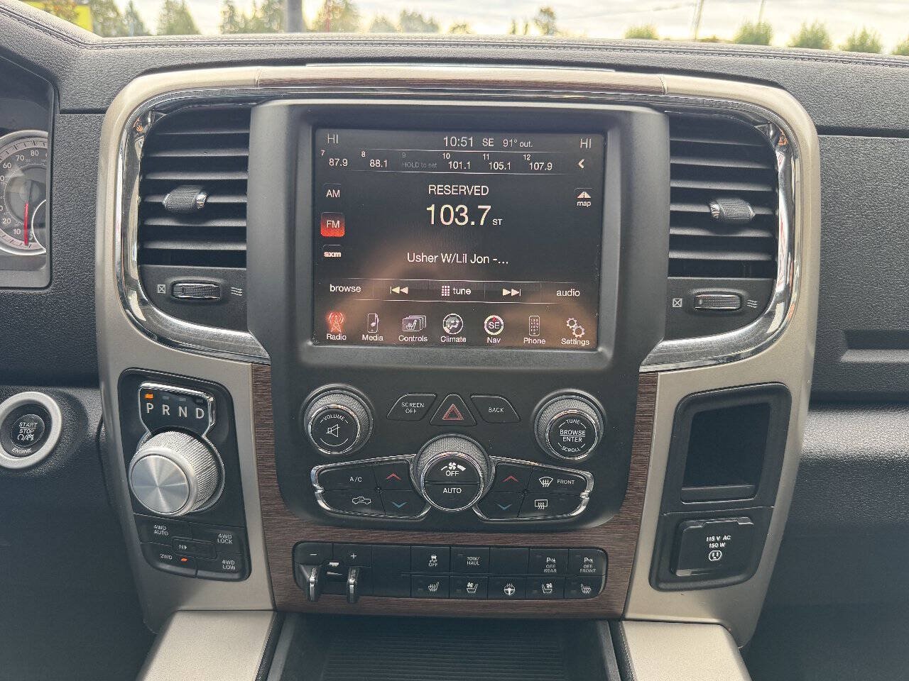 Used 2015 RAM 1500 Laramie AWD/4WD image 34