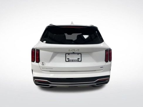 Used 2023 Kia Sorento SX image 14