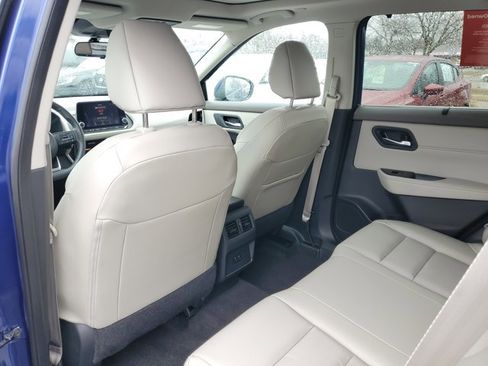 Certified 2023 Nissan Rogue SV w/ SV Premium Package image 28