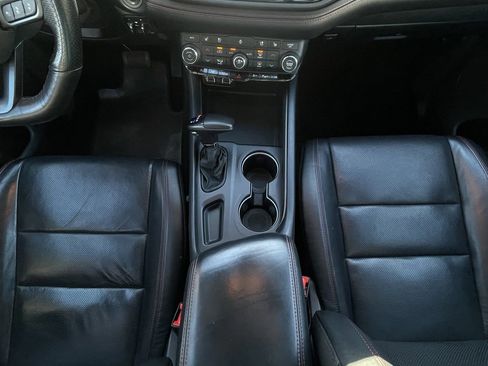 Used 2024 Dodge Durango GT image 19
