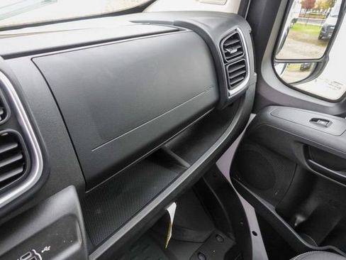 New 2025 RAM ProMaster 2500 w/ Quick Order Package 22G SLT image 23