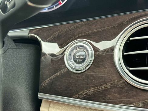 Used 2020 Mercedes-Benz E 350 Sedan image 28