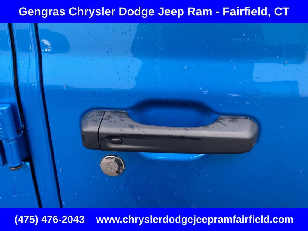 Certified 2025 Jeep Wrangler Unlimited Rubicon 4xe w/ Safety Group AWD/4WD image 17
