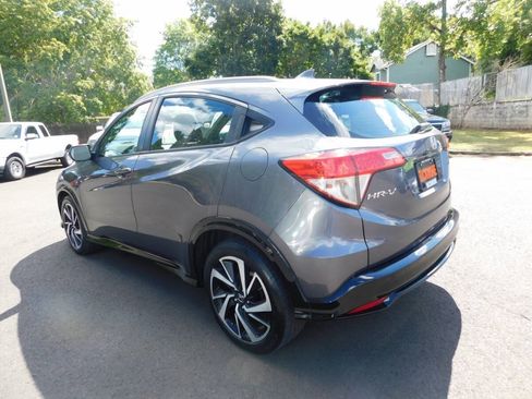 Used 2020 Honda HR-V Sport image 3