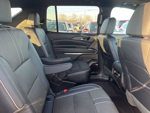 Used 2025 Chevrolet Traverse High Country w/ LPO, Floor Liner Package image 21