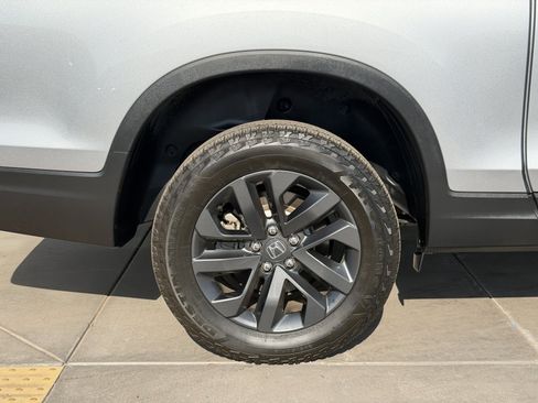 Used 2023 Honda Ridgeline Sport image 15