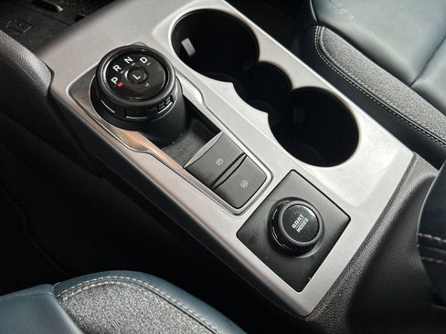 Used 2024 Ford Bronco Sport Outer Banks w/ Tech Package AWD/4WD image 18