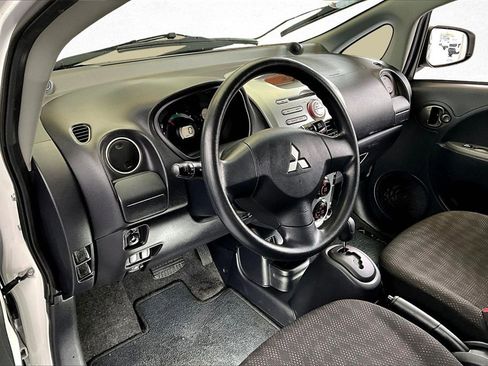 Used 2012 Mitsubishi i ES image 13