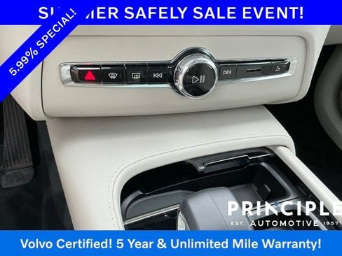 Certified 2023 Volvo XC90 B5 Core w/ Protection Package Premier AWD/4WD image 22