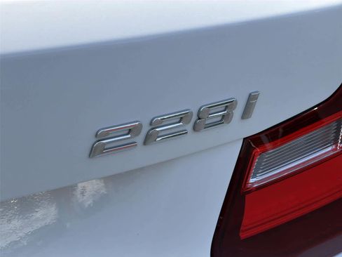 Used 2016 BMW 228i xDrive Coupe AWD/4WD image 8