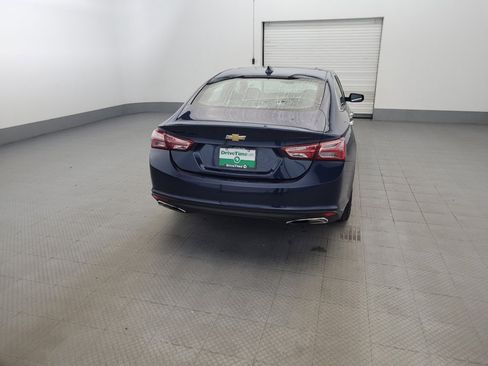 Used 2019 Chevrolet Malibu Premier w/ Sun and Wheel Package FWD image 7