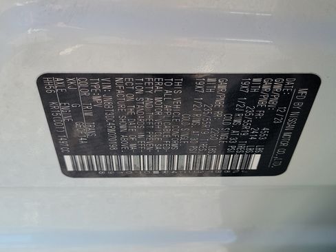 Certified 2024 Nissan Rogue Platinum FWD image 28