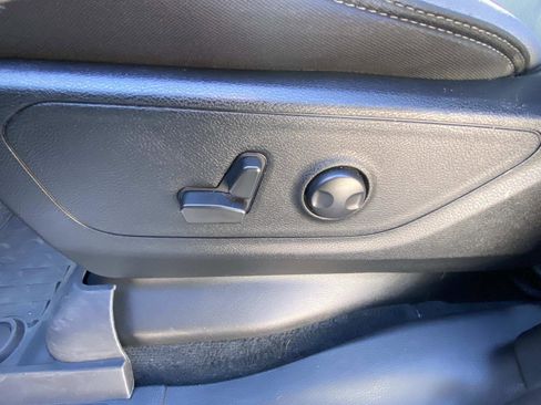 Used 2022 RAM 1500 Big Horn image 26