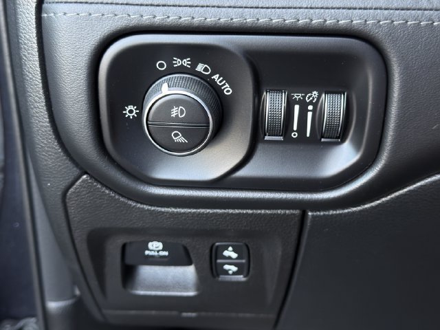 Used 2021 RAM 1500 Limited w/ Body Color Bumper Group RWD image 25