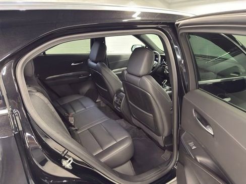 Used 2025 Cadillac XT4 Premium Luxury AWD/4WD image 13