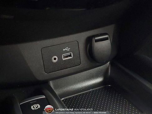 Used 2021 Nissan Rogue Sport SL w/ Premium Package image 27