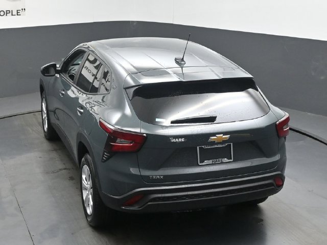 New 2026 Chevrolet Trax LS FWD image 35