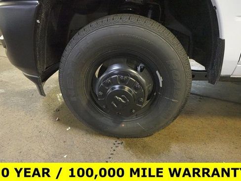 New 2026 RAM 3500 Tradesman image 19