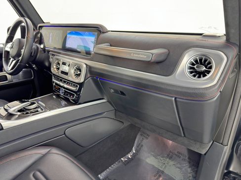 Used 2023 Mercedes-Benz G 550 w/ G Manufaktur Interior Package image 15
