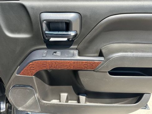 Used 2019 GMC Sierra 3500 SLT w/ Driver Alert Package AWD/4WD image 29