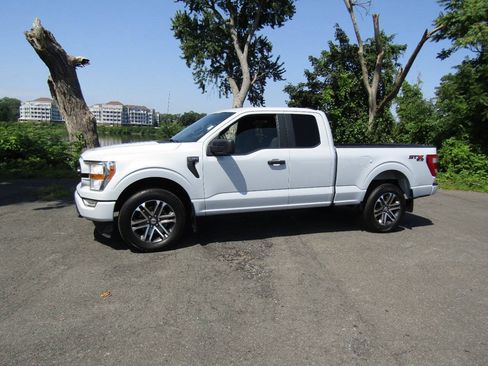 Used 2021 Ford F150 XL w/ Equipment Group 101A High AWD/4WD image 3