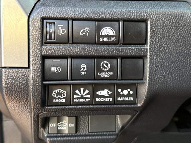 Used 2024 Toyota Tacoma TRD Off-Road AWD/4WD image 18