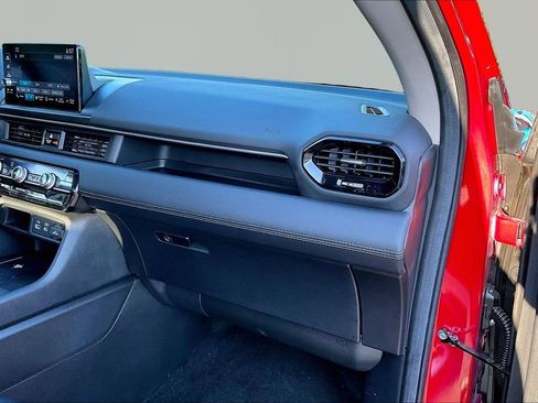 Used 2025 Honda Pilot EX-L image 19