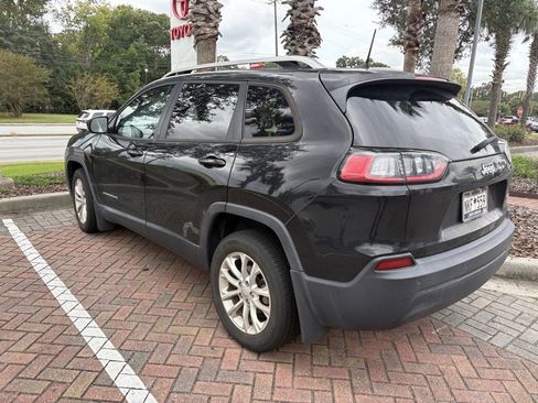 Used 2020 Jeep Cherokee Latitude image 1