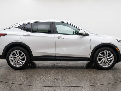 Used 2025 Buick Envista Sport Touring FWD image 11