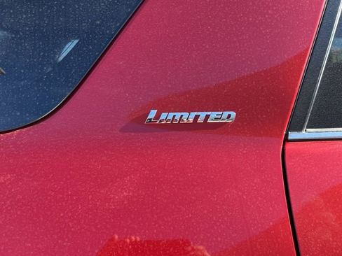 Used 2024 Toyota 4Runner Limited image 4