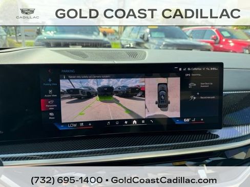 Used 2025 BMW X7 M60i AWD/4WD image 25