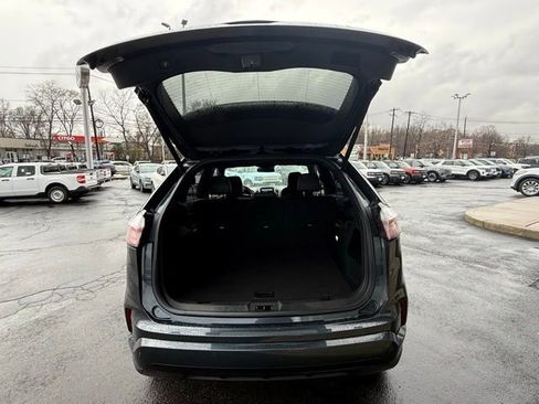 Certified 2023 Ford Edge ST-Line image 8