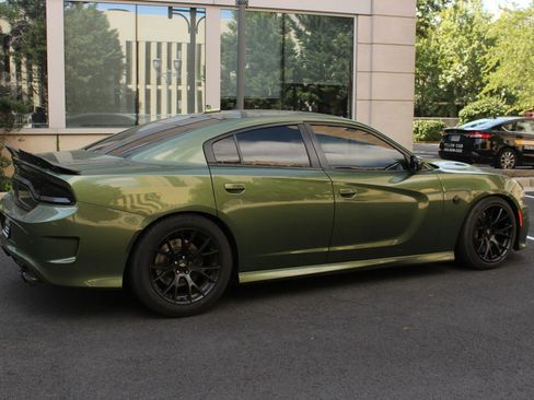 Used 2018 Dodge Charger R/T Scat Pack w/ Dynamics Package image 9