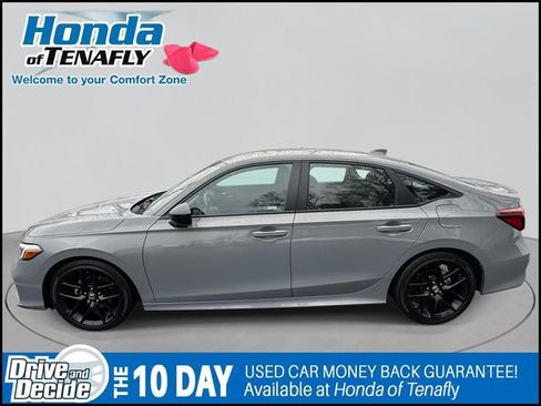 Used 2025 Honda Civic Sport image 6