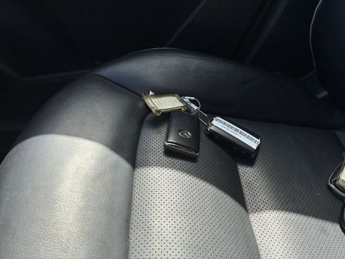 Used 2025 MAZDA CX-5 AWD 2.5 S w/ Select Package image 23