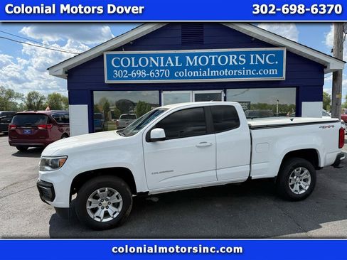 Used 2022 Chevrolet Colorado LT w/ Fleet Safety Package AWD/4WD image 1