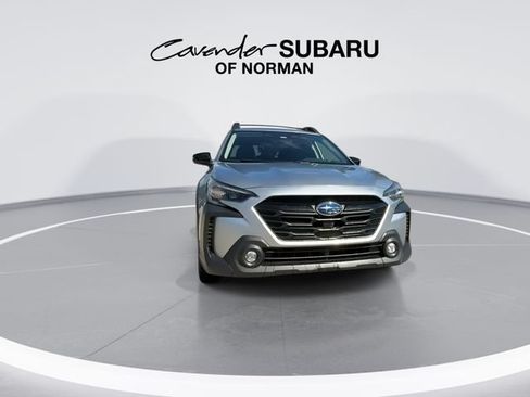 Used 2023 Subaru Outback Onyx Edition AWD/4WD image 5