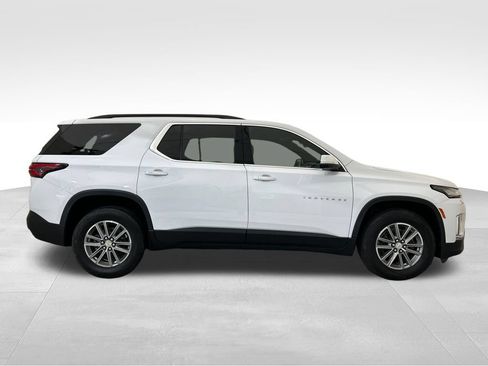Used 2023 Chevrolet Traverse LT FWD image 7