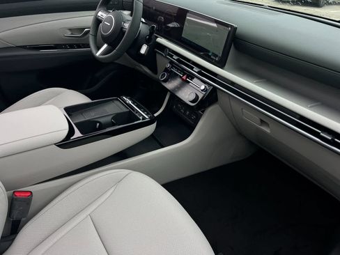 New 2026 Hyundai Tucson Limited image 16