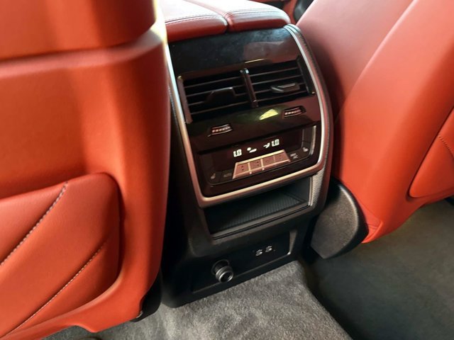Used 2026 BMW XM Label Red AWD/4WD image 15