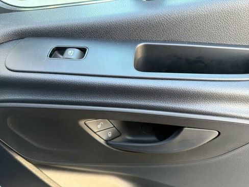 Used 2024 Mercedes-Benz Sprinter 2500 image 19