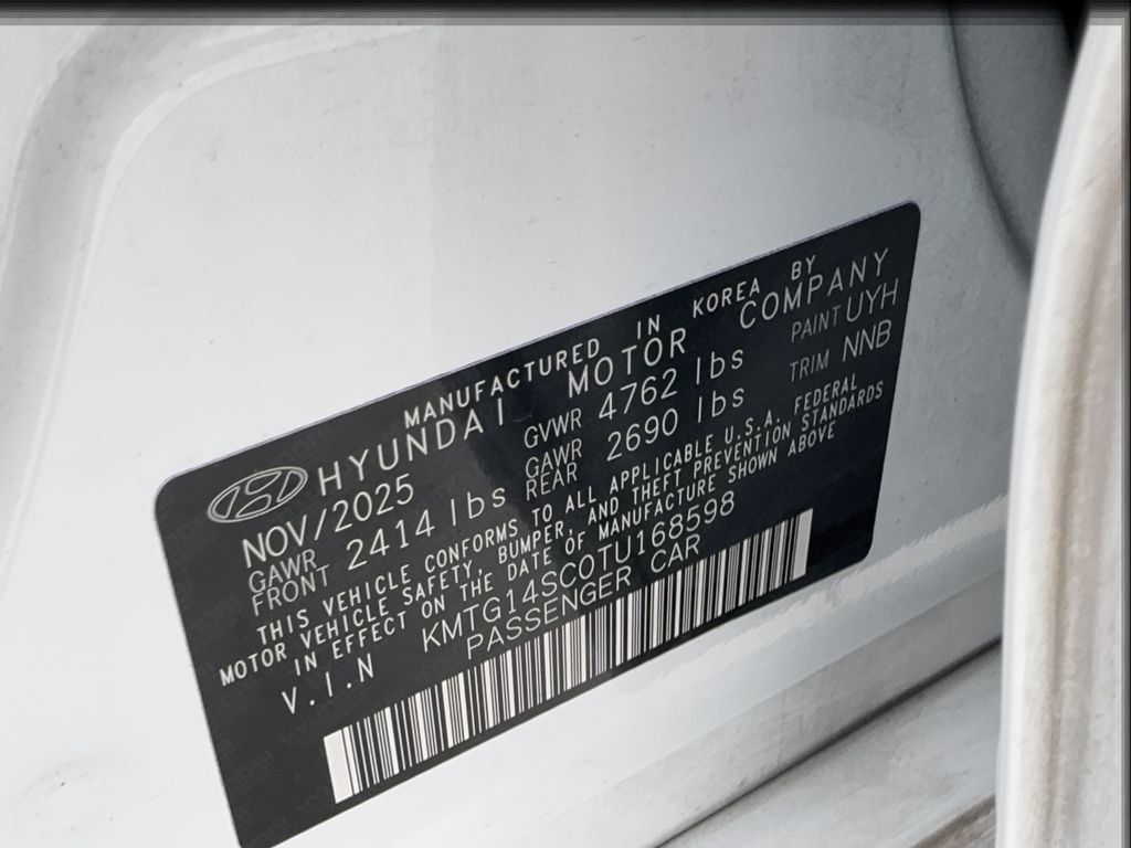 Used 2026 Genesis G70 2.5T RWD image 55