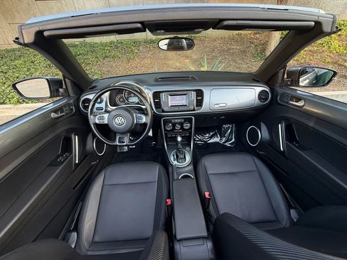 Used 2018 Volkswagen Beetle 2.0T Coast FWD image 21