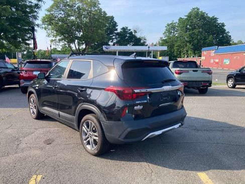 Used 2022 Kia Seltos LX AWD/4WD image 20