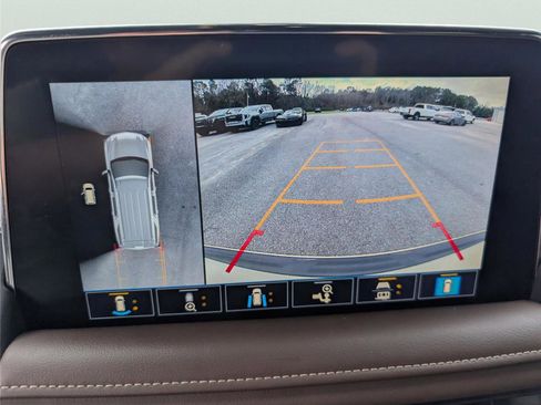 Used 2021 Chevrolet Tahoe High Country image 14