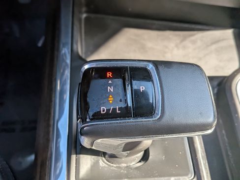 Certified 2023 Chevrolet Silverado 1500 High Country image 31