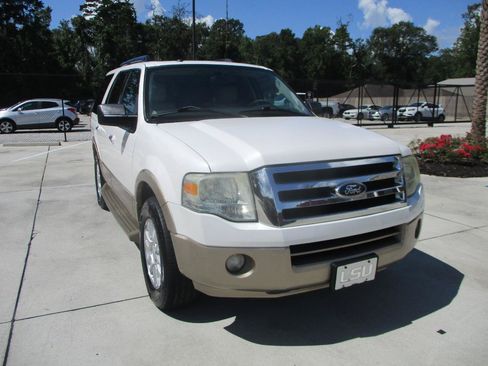 Used 2013 Ford Expedition XLT RWD image 21